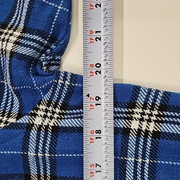 Polo Jeans Co Blue Plaid Zip-Up Cropped Shirt Jacket Shacket, *Fabric Not Known* - Picture 7 of 8